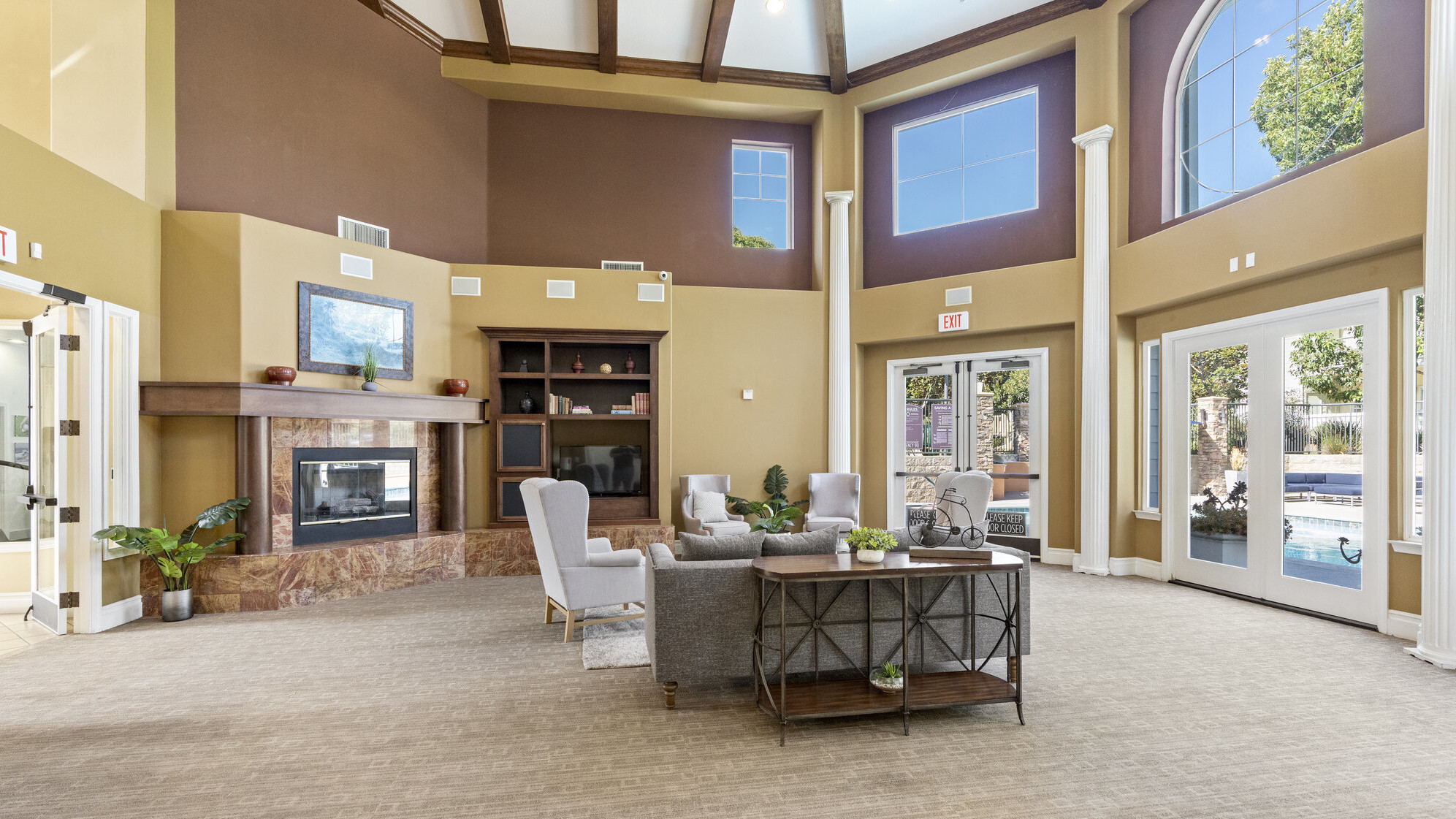 CLUBHOUSE