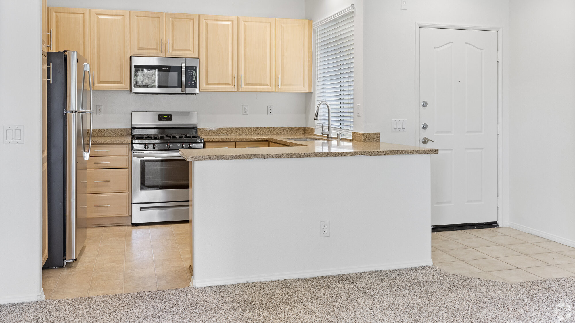 UNIT KITCHEN